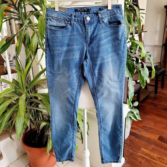 MAX JEANS Sz 4 Mid Rise Skinny Striped Tapered Leg 5 Pocket Style Med Wash New - Picture 2 of 9